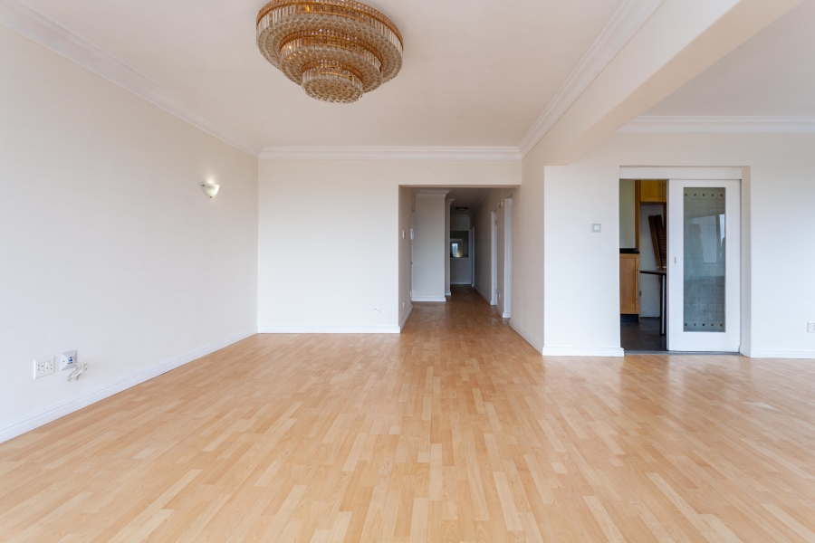 3 Bedroom Property for Sale in Sea Point Western Cape